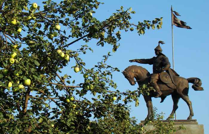 Всё, булгарский эмир прочно встал в этом цветущем крае - на века. Фото Л.Пахомовой